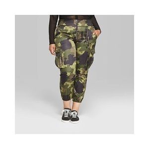 WILD FABLE Camo Print Cargo Pants